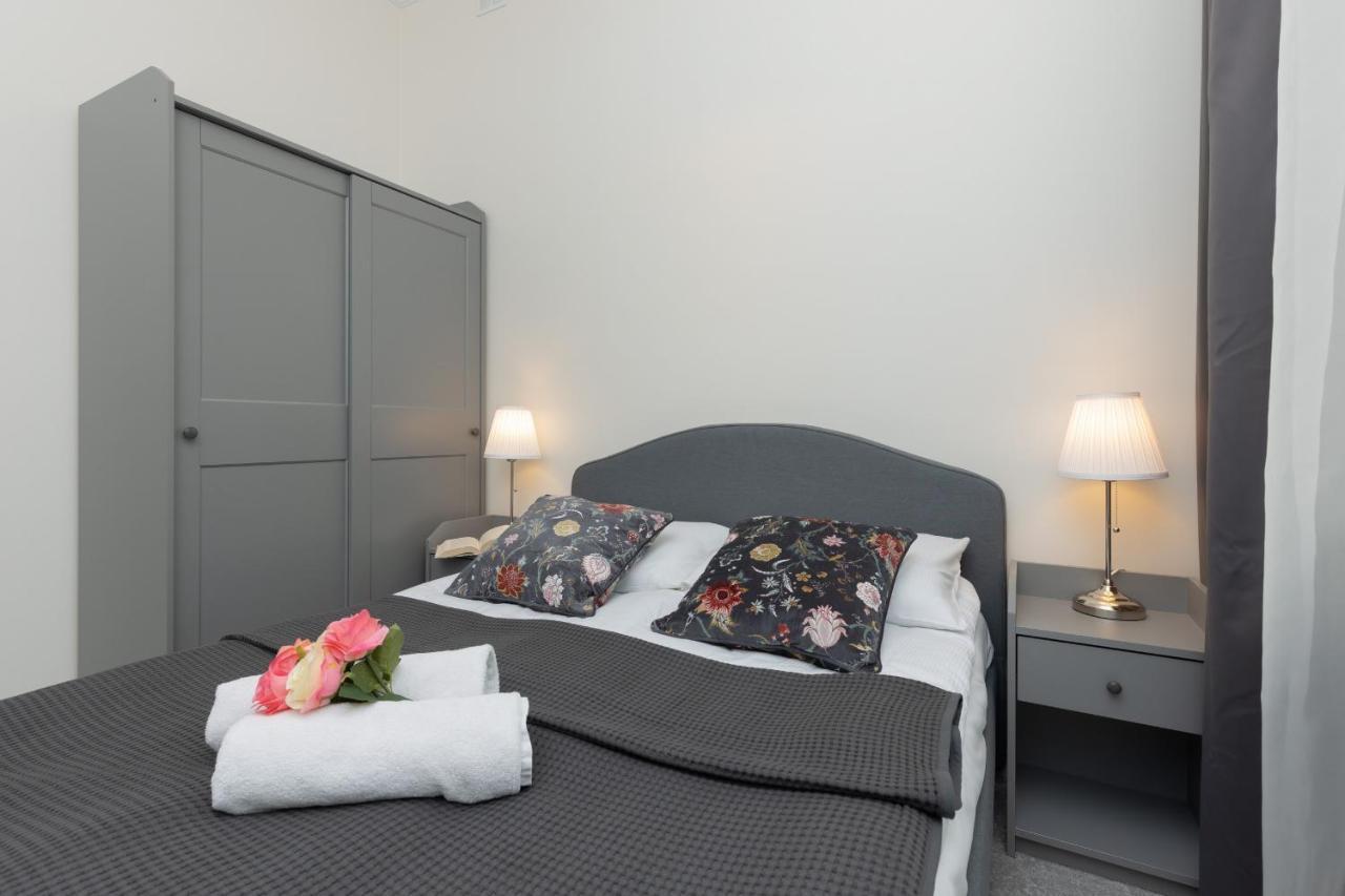 Warszawa Ochota Modern Apartment For Families By Noclegi Renters Buitenkant foto